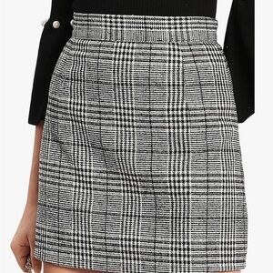 Classic Black and White Plaid Skirt